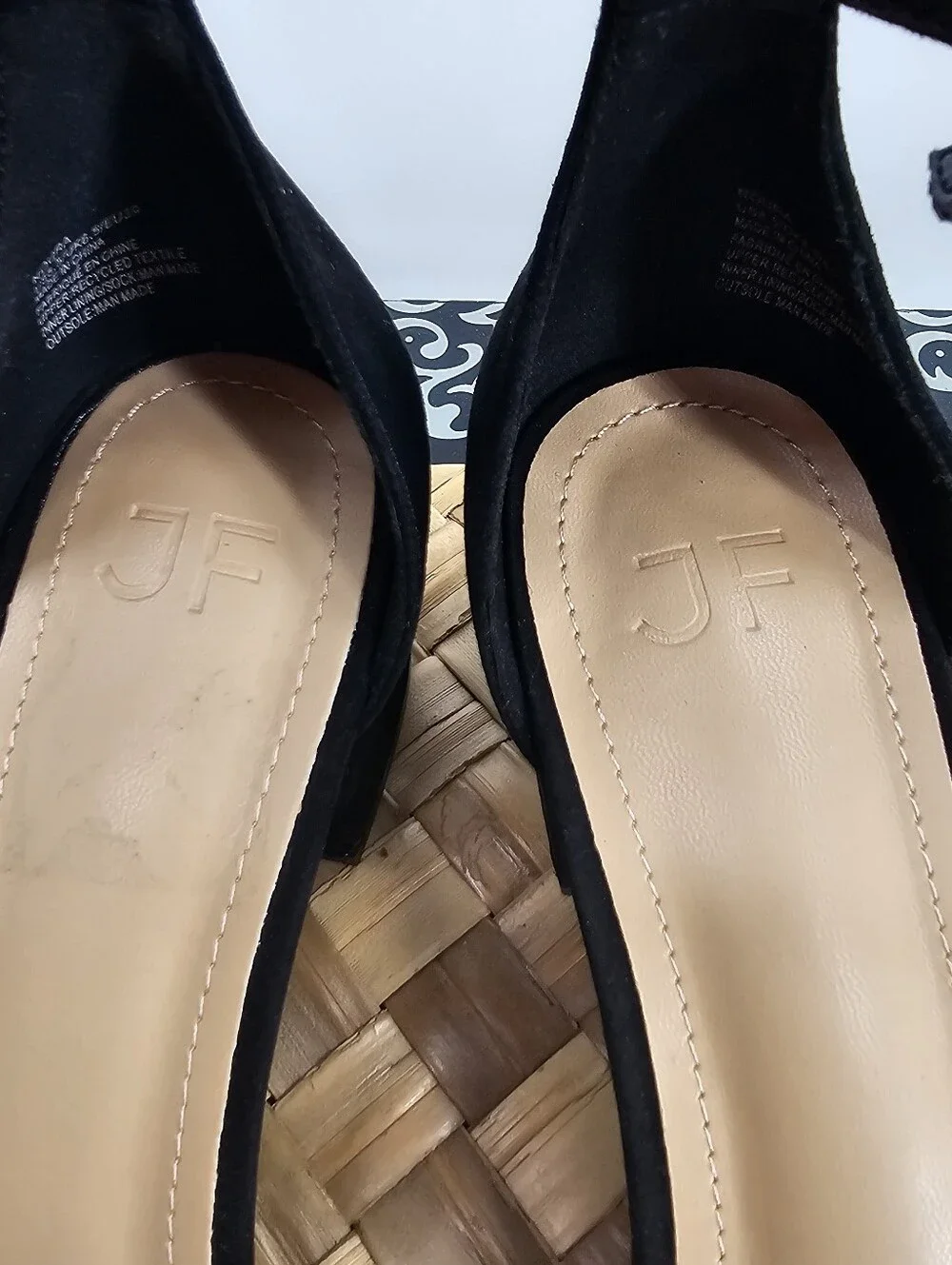 Black Heels Open Toe Low Block Summer Sandals Size 8.5